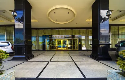 Chuto Plaza Hotel Các khách sạn gần Công viên Magic Bean Theme Pavilion
