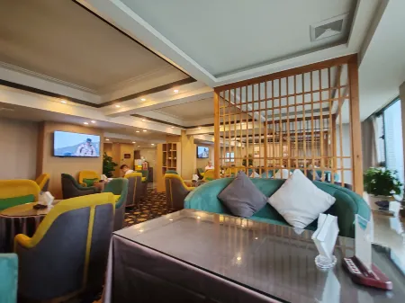 Helen Hotel (Shijicheng New Exhibition Center) Отели рядом с достопримечательностью «Singapore-Sichuan Hi-Tech Innovation Park»