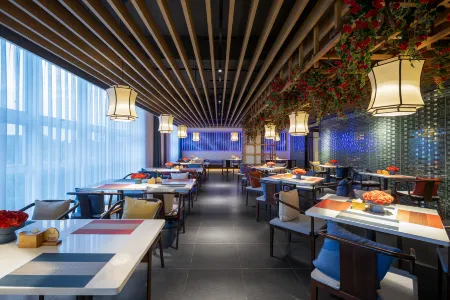 HAIKO QIANNA HOTEL (Wanlvyuan Friendship Sunshine City Shop) Отели рядом с достопримечательностью «Hainan University(Haidian Campus)»