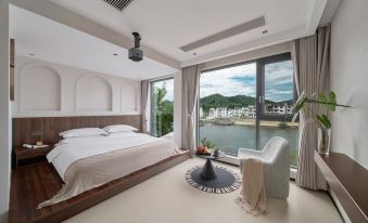 Rio Tide Retreat