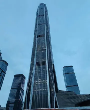 柏瑞斯·影音X居（深圳會展中心崗廈地鐵站店） 鄰近深圳會展中心的酒店