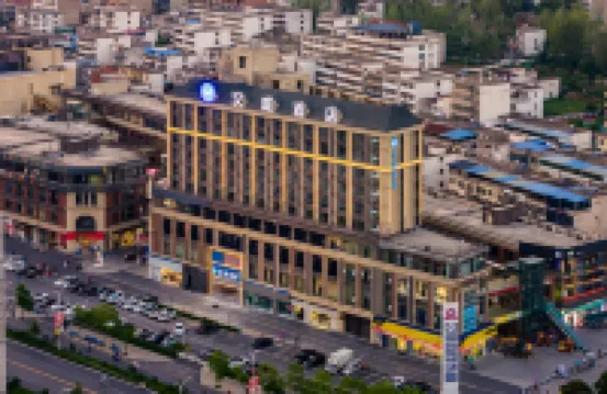 HanTing Hotel (Xinyang Huaibin Xiya Meiyue Plaza)
