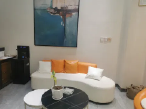 Linyifeng Wisdom Hotel