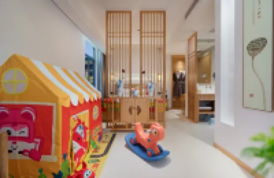 鳳凰攬月度假民宿