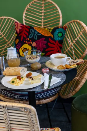 Hotel L’Antoine Отели рядом с достопримечательностью «Théâtre de la Main d'Or»