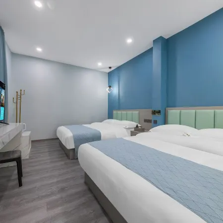 Anning Yujian Hotel (Wuyue Plaza)