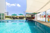 Movenpick Suriwongse Hotel Chiang Mai - Beach