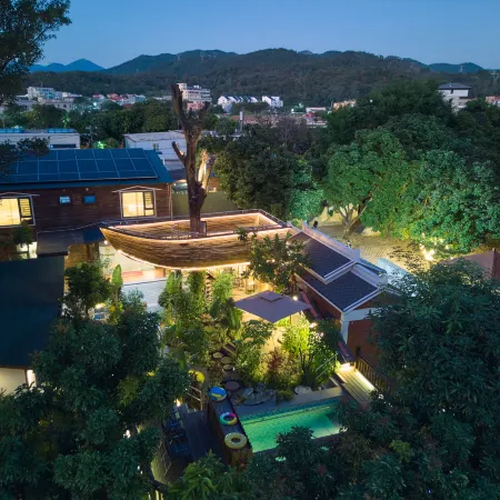 Floral Hotel·Lower Tulou hot spring Hotel