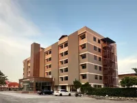 米洛夫素萬那普機場飯店 KMITL Faculty of Architecture附近的飯店