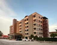 Miloft Suvarnabhumi Airport hotel Hotel in zona Wat Phon Mani