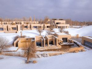 Dongyi Dunhuang Hotels and Resorts