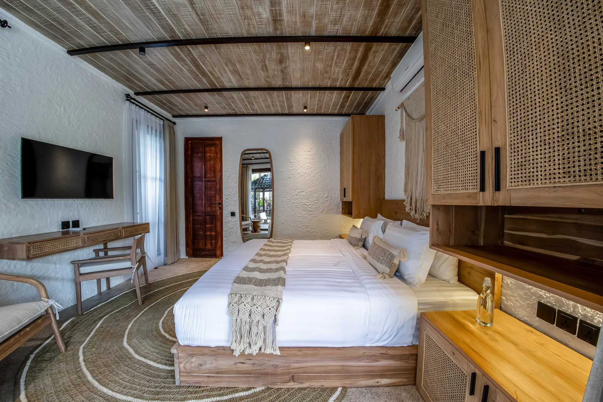 Putri Salju Villa by EVDEkimi – Teras indah di jantung artistik Ubud Kamar Photos