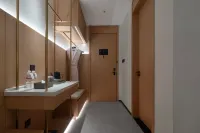 Weishi Yingyue Haitang Hotel Hotels in Weishi