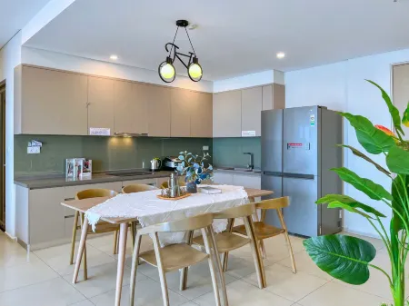 Ken's House - The Sóng Condotel Vũng Tàu Отели рядом с достопримечательностью «Mui Nghinh Phong»