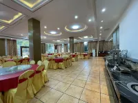 JAUNTYO INTERNATIONAL HOTEL - Breakfast