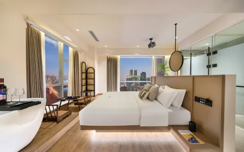 Mixiyue Scenic Hotel (Jiefangbei Area)