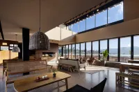 Trip.com Group Country Retreats (Yibin Lizhuang Ruyiyuanxiang Joint Resort) Hotels in Yibin
