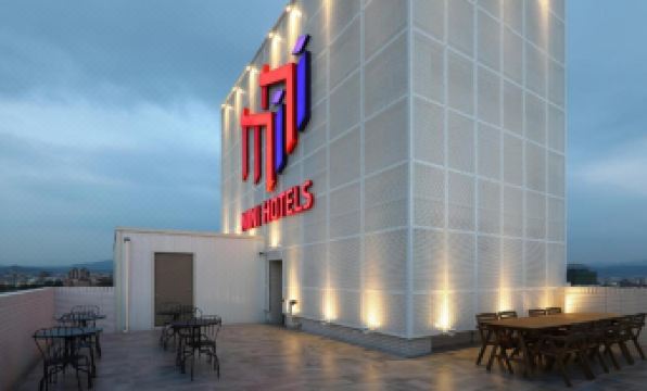 Mini Hotel (Taichung Station)
