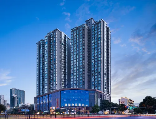 Yiyi Electric Sports Hotel (Changsha Wuyi Square IFS International Financial Center)