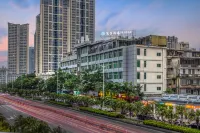 Kuanyi Hotel (Zhanjiang Fisherman's Wharf) Hotels near Techeng Island