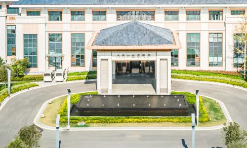 Jiulongkou HanTian Hot Spring Resort Hotel