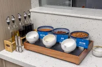 Liyi Hotel (Bijie Weining Caohai Railway Station Branch) - breakfast