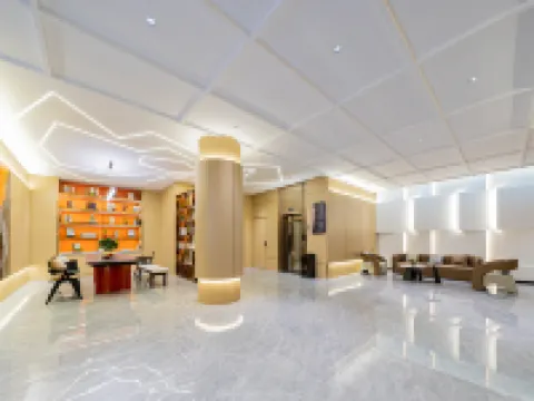 Ritzi-Carlman Hotel (Puning Plaza Wantaihui Shopping Center) Hotels in Puning