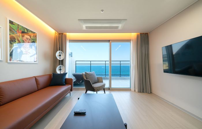Diamer Hotel Sokcho by Aankstay