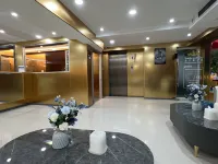 Golden Mango home Hotel Hotels near Ratchada Soi 6