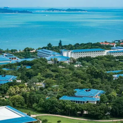 Seaview Resort Xiamen Hotels near Huangcuo Beach