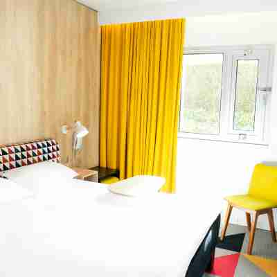 ibis Styles Caen Centre Historique Rooms