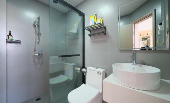 Tongliao Zhuoyuan Hotel