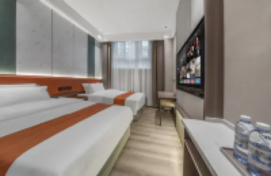 GELI Hotel (Ancient City of Kashgar Gaotai Minju) โรงแรมใกล้สวนสาธารณะทะเลสาบตะวันออก