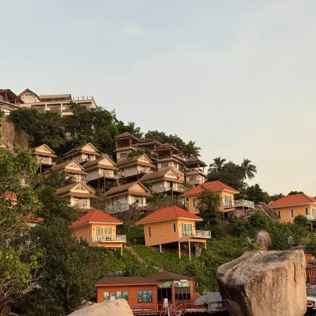 Koh Tao Hillside Resort Отели рядом с достопримечательностью «Бухта Манго»