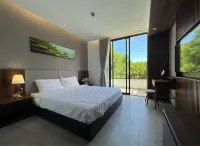 Field Villa Hoteles en Long Hương