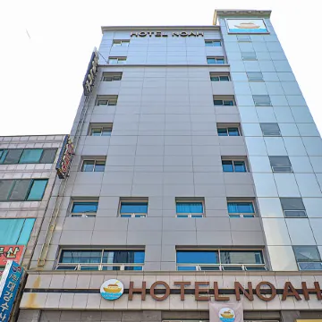 Hotel Noah
