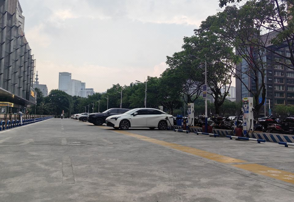 화팡 호텔 로비