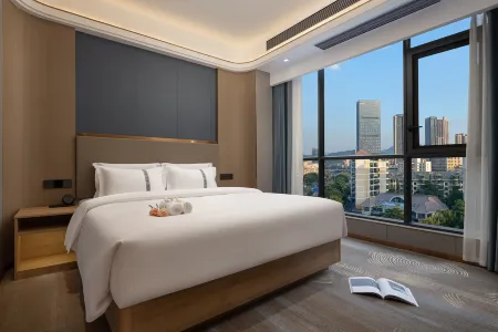 Hujingwan Luxury Hotel Отели рядом с достопримечательностью «Pingdong Square»