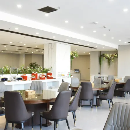Jinghai Hotel