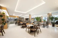 季朵飯店（青年大街地鐵站中街步行街店）