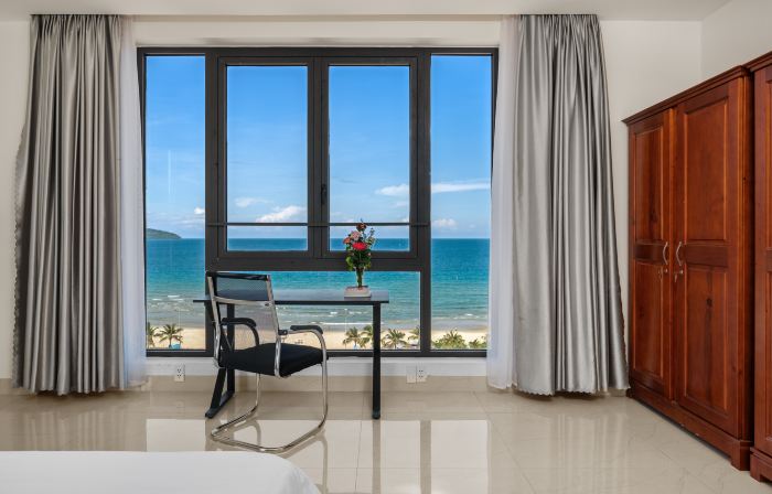 Cocorico Da Nang Beach Hotel