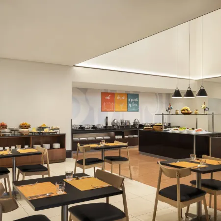 Ibis Dubai Al Rigga