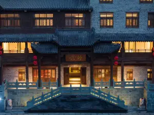 Yunwai Mountain residence in Wudang Mountain (Qiongtai Scenic spot Shop)