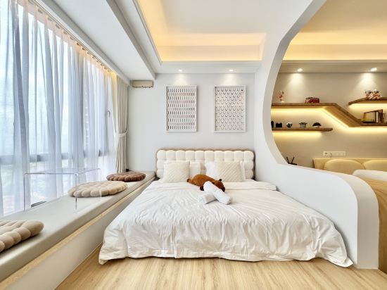 R&F Princess Cove Designer Capybara Studio | 4 Pax