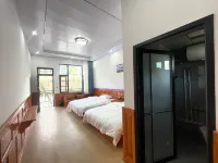 Ajia Rencuo Homestay