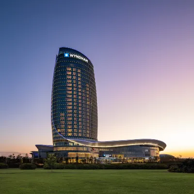 Wyndham Pingtan Hotels near Pingtan Railway Station