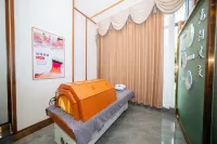 Shilin Yihai Health and Wellness Center - Gym