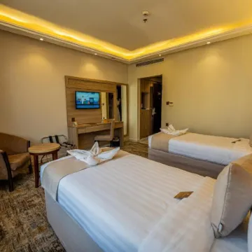 Snood Al Azama Hotel Hotels near Jabal Thawr