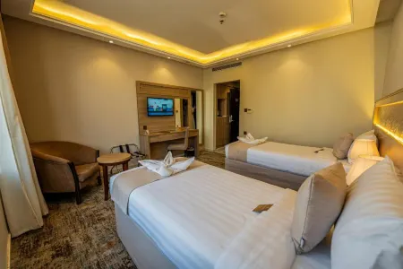 Snood Al Azama Hotel Отели рядом с достопримечательностью «King Abdullah Library»