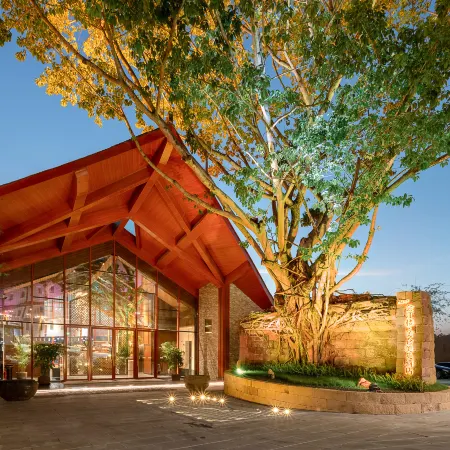 HuiJiangLou · MaxX Hotel
